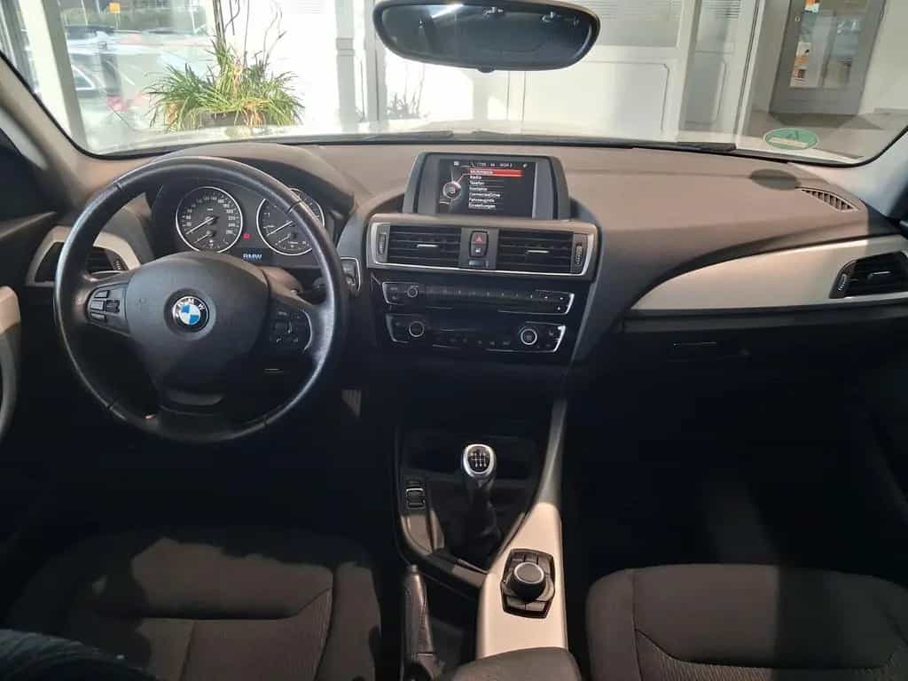 BMW 1 Series 120 i Advantage Lim.*Scheckheft*Klima* 10/2016-photo-12