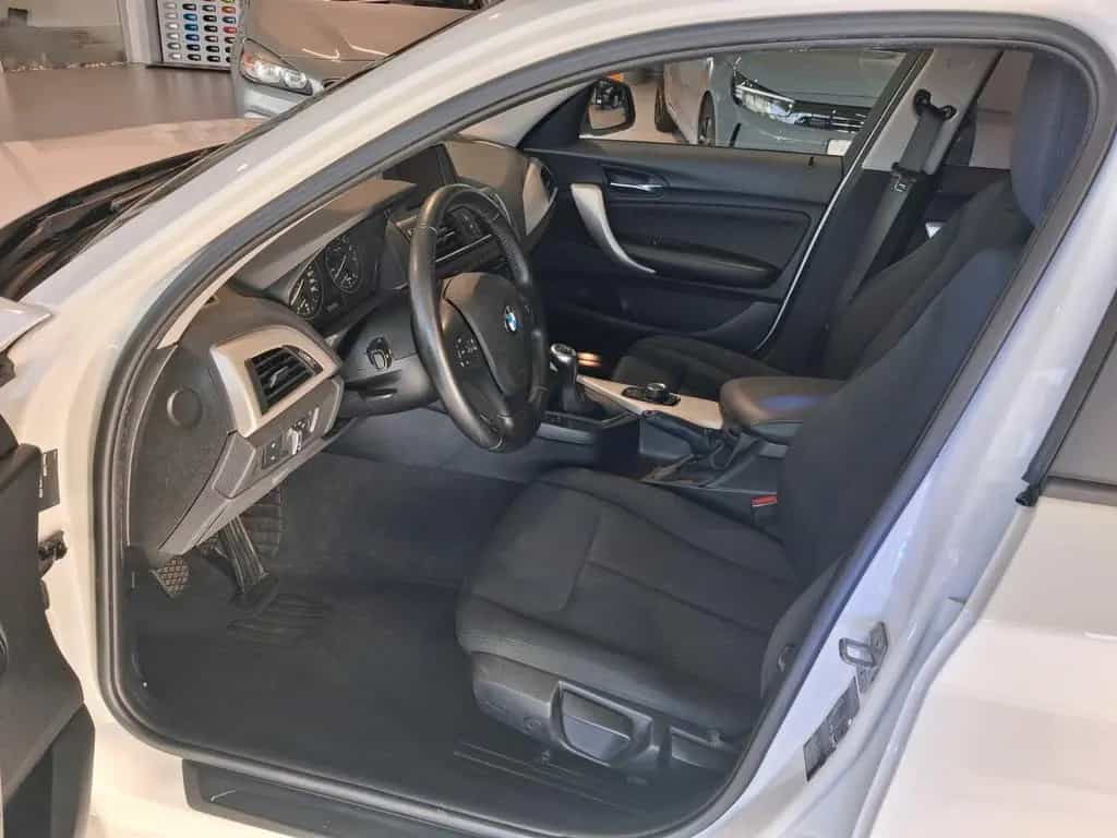 BMW 1 Series 120 i Advantage Lim.*Scheckheft*Klima* 10/2016-photo-5