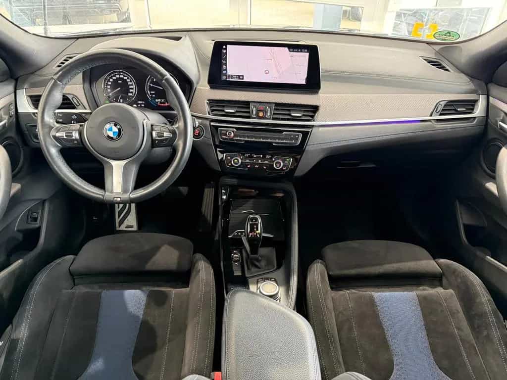 BMW X2 sDrive 18 i M Sport BMW Checkheft/HU+Insp NEU 10/2019-photo-16