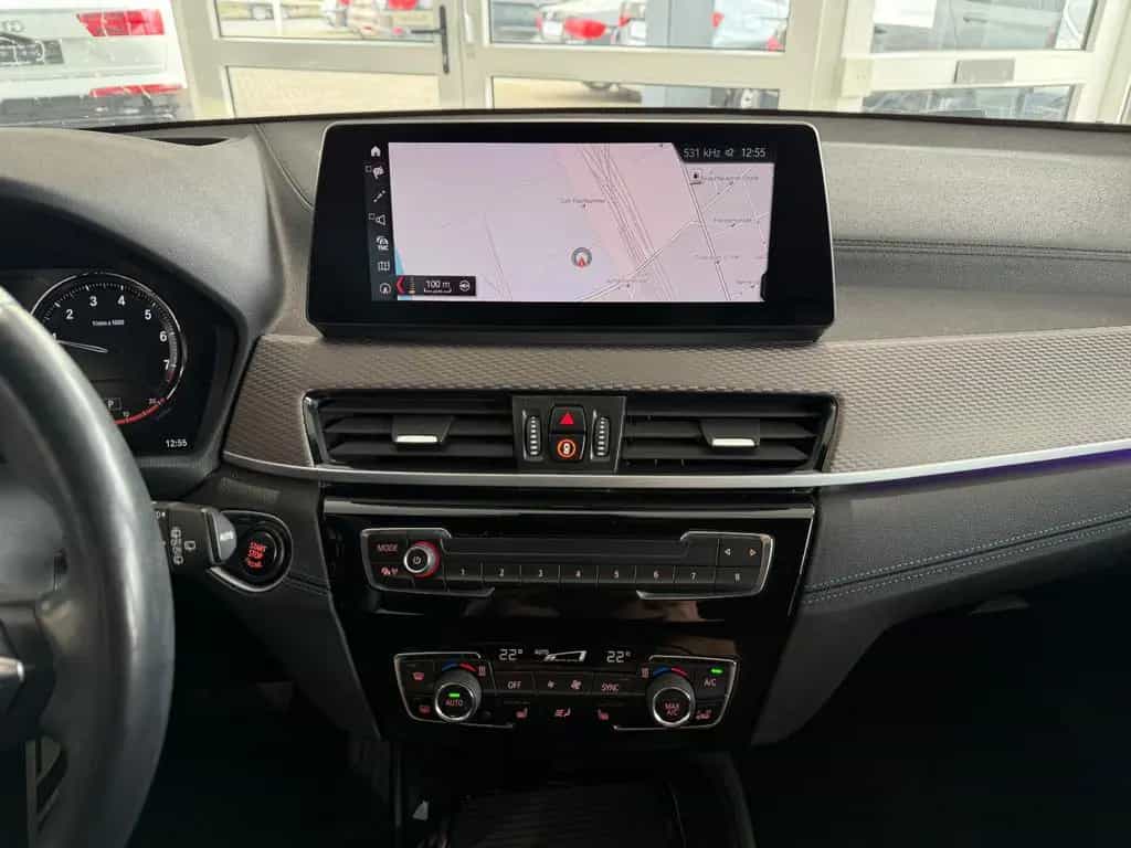 BMW X2 sDrive 18 i M Sport BMW Checkheft/HU+Insp NEU 10/2019-photo-19