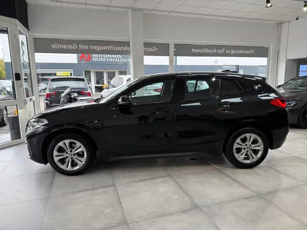 BMW X2 sDrive 18 i M Sport BMW Checkheft/HU+Insp NEU 10/2019-photo-2