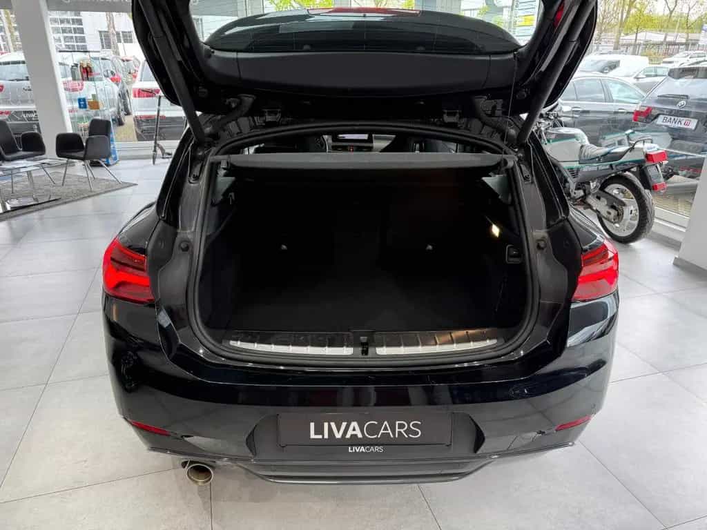 BMW X2 sDrive 18 i M Sport BMW Checkheft/HU+Insp NEU 10/2019-photo-5