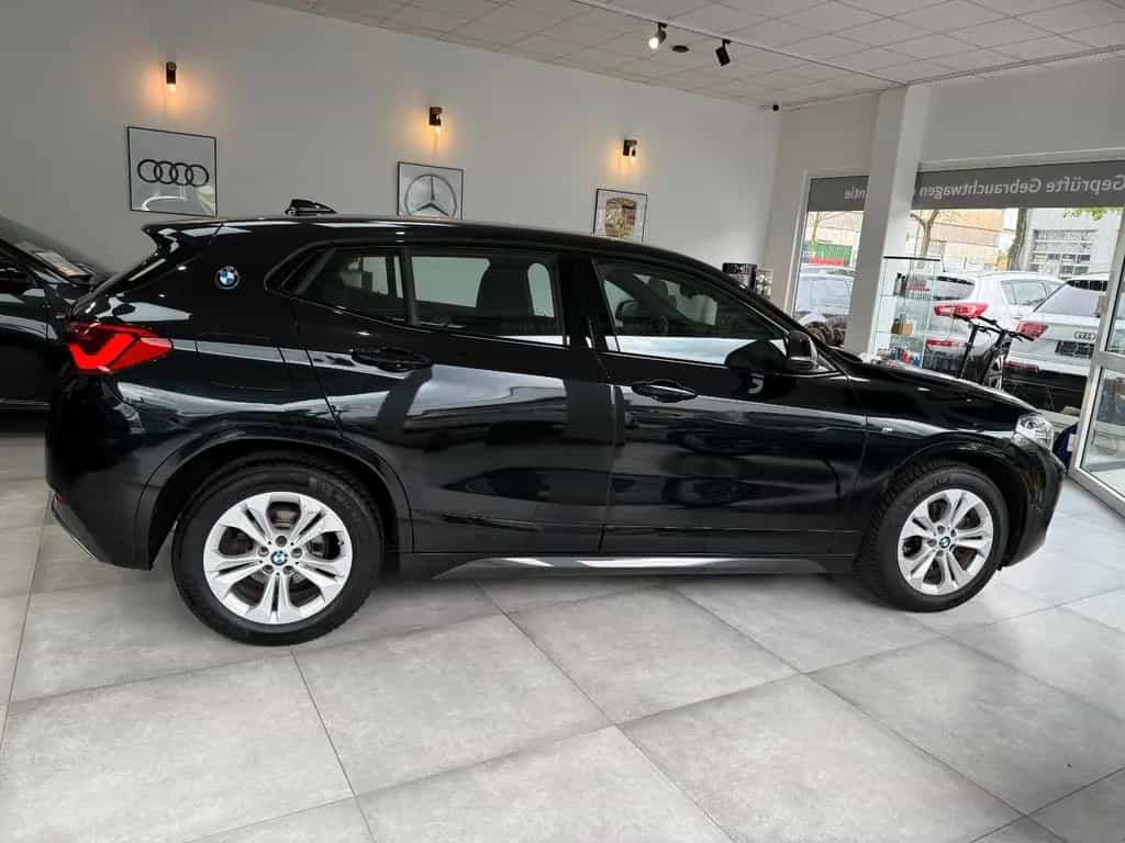 BMW X2 sDrive 18 i M Sport BMW Checkheft/HU+Insp NEU 10/2019-photo-8