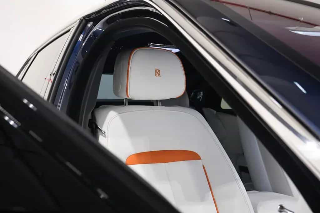 Rolls-Royce Ghost - 06/2024-photo-17
