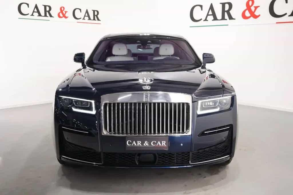 Rolls-Royce Ghost - 06/2024-photo-2