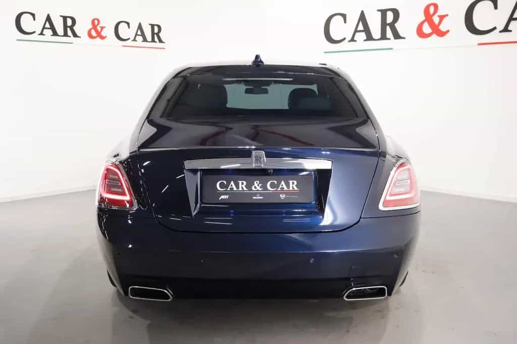 Rolls-Royce Ghost - 06/2024-photo-3