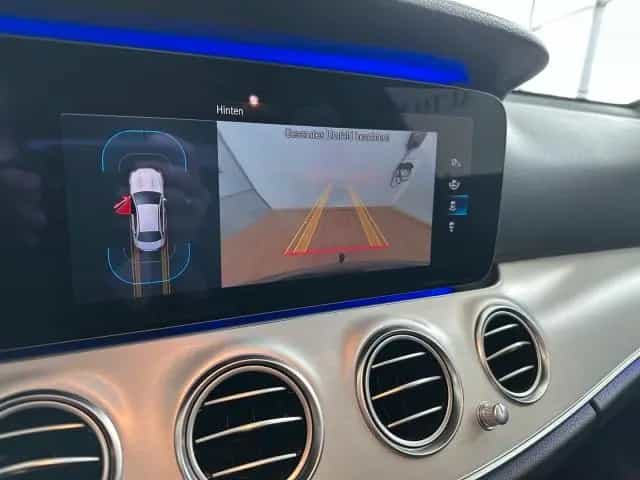 Mercedes-Benz E-Class 220 d 4M AVANTGARDE+AHK+MBUX+MULTIB.-LED+KEYL. 11/2020-photo-16