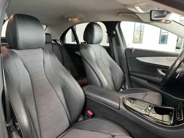 Mercedes-Benz E-Class 220 d 4M AVANTGARDE+AHK+MBUX+MULTIB.-LED+KEYL. 11/2020-photo-6