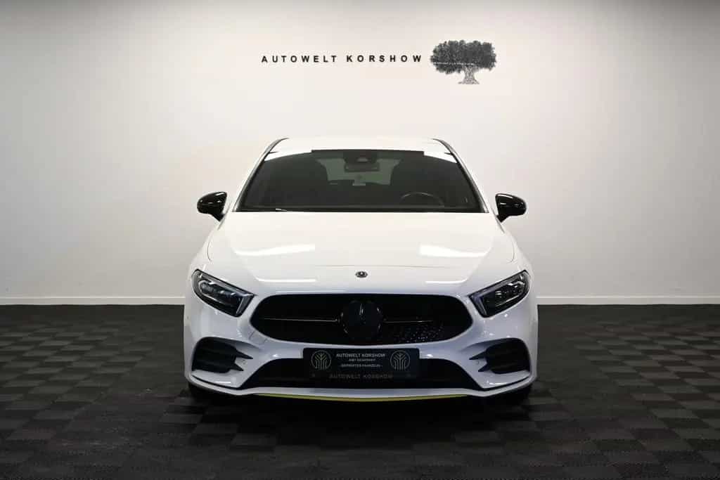 Mercedes-Benz A 250 AMG LINE Edition 1 *M-BEAM *WIDE *AHK *SHZ 09/2018-photo-1