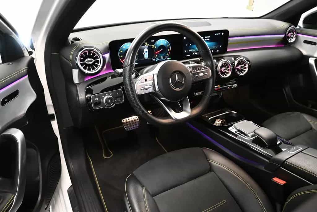 Mercedes-Benz A 250 AMG LINE Edition 1 *M-BEAM *WIDE *AHK *SHZ 09/2018-photo-14