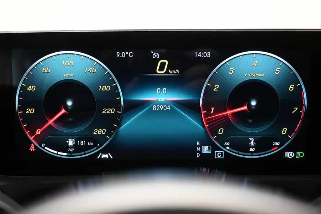 Mercedes-Benz A 250 AMG LINE Edition 1 *M-BEAM *WIDE *AHK *SHZ 09/2018-photo-23