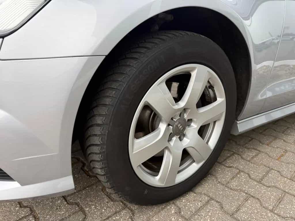 Audi A6 Avant 2.0 TDI ultra S tronic 01/2018-photo-3