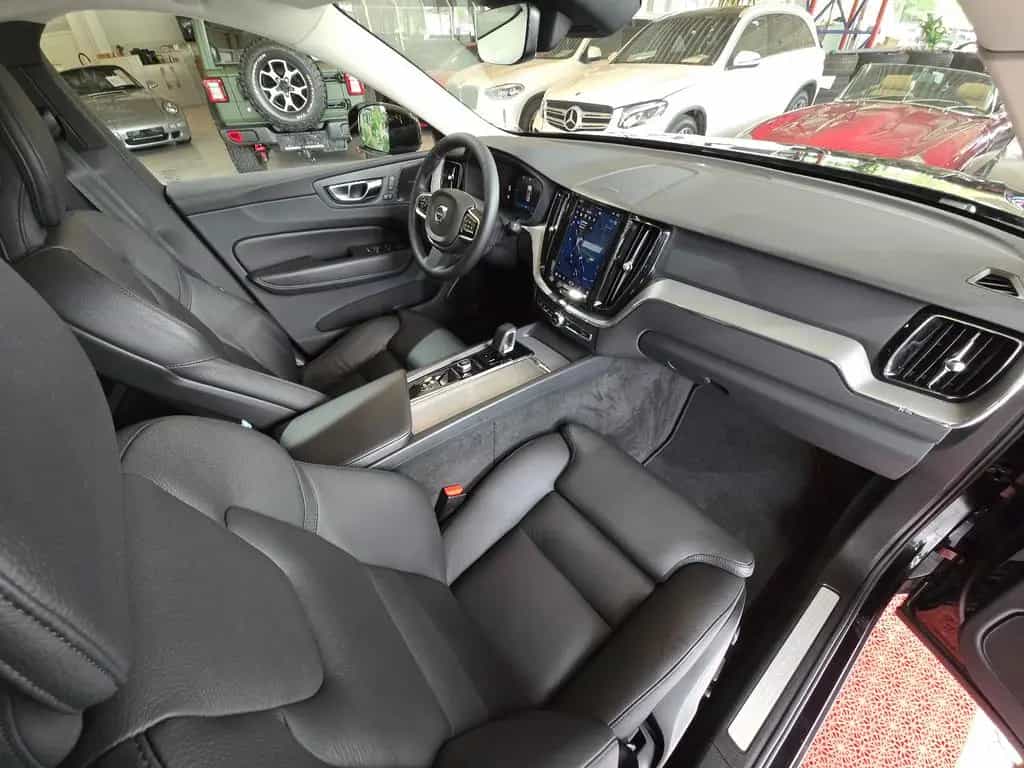 Volvo XC60 Plus Bright AWD+Mild Hybrid+ACC+PANO+H/K+ 03/2023-photo-19