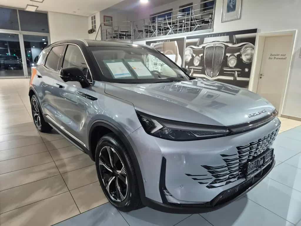 BAIC Beijing X75 7- Gang DCT null-photo-1