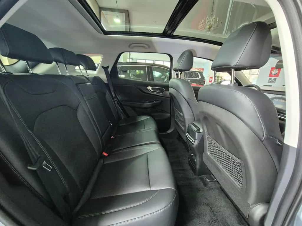 BAIC Beijing X75 7- Gang DCT null-photo-9