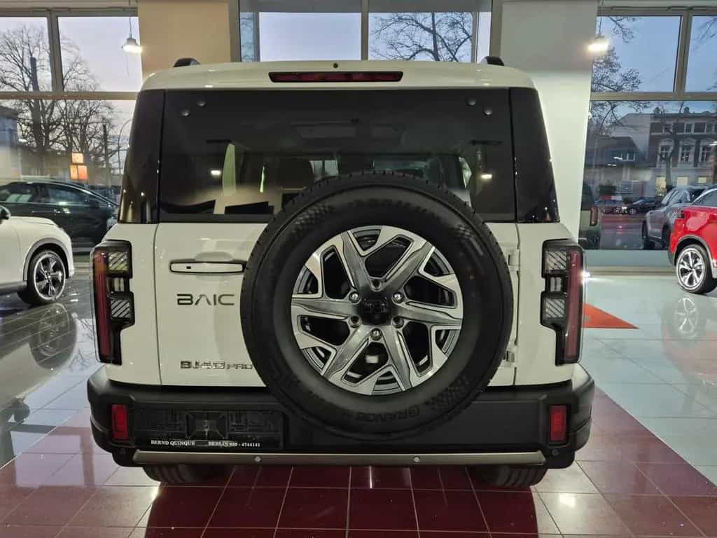BAIC BJ40 null-photo-4