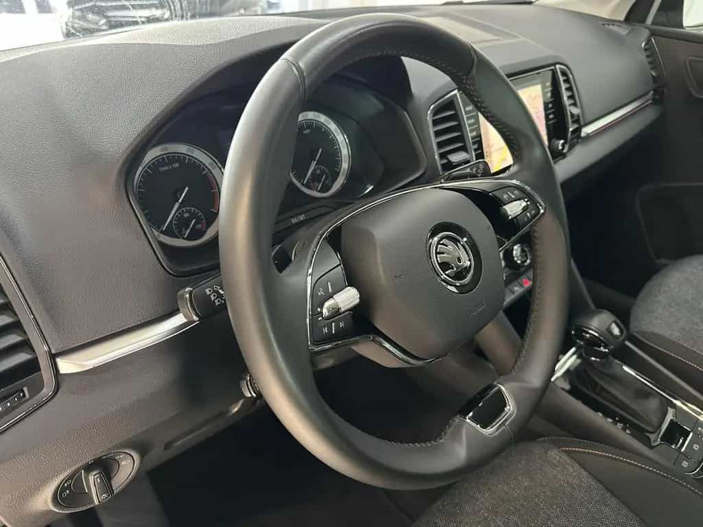 Skoda Karoq 1.5 TSI DSG ACT Clever PDC SHZ NAVI ACC 02/2022-photo-12