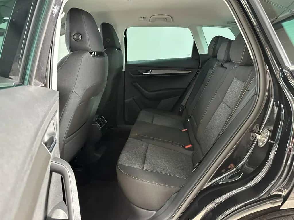 Skoda Karoq 1.5 TSI DSG ACT Clever PDC SHZ NAVI ACC 02/2022-photo-13