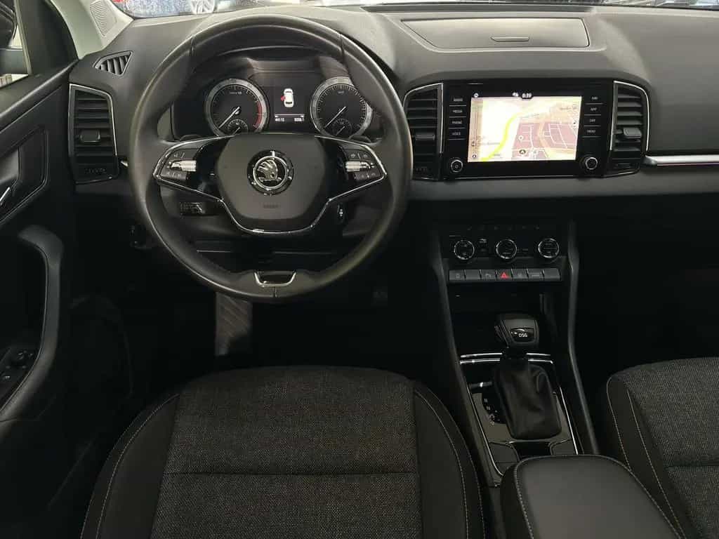 Skoda Karoq 1.5 TSI DSG ACT Clever PDC SHZ NAVI ACC 02/2022-photo-17