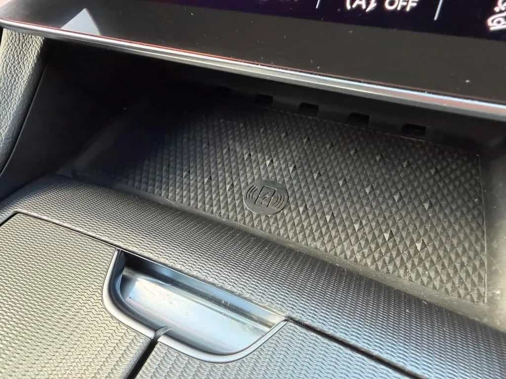Maserati Grecale GT Hybrid AWD *Pano, HUD, Kamera 360° 04/2025-photo-21