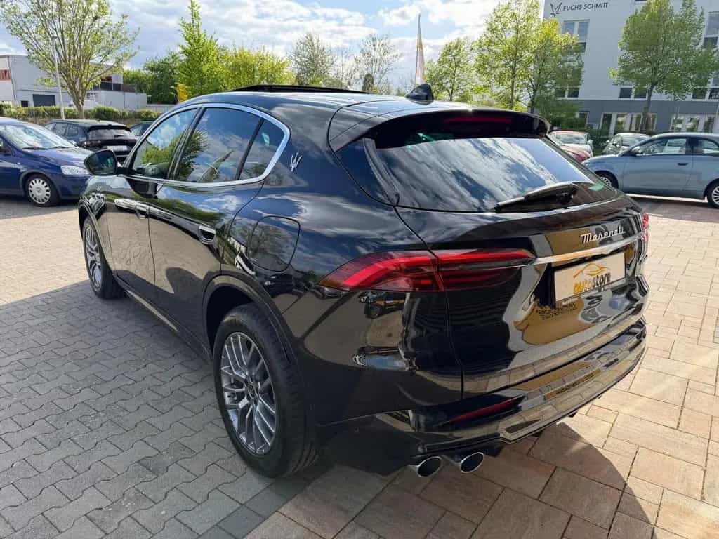 Maserati Grecale GT Hybrid AWD *Pano, HUD, Kamera 360° 04/2025-photo-2