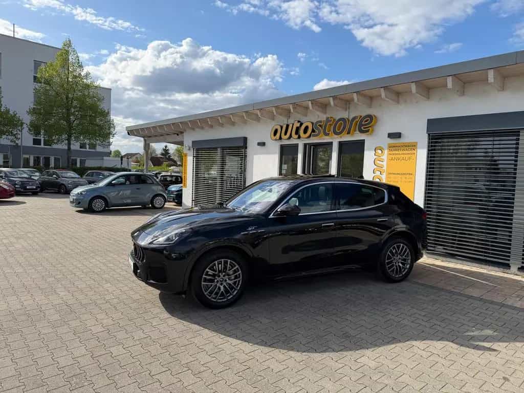 Maserati Grecale GT Hybrid AWD *Pano, HUD, Kamera 360° 04/2025-photo-36