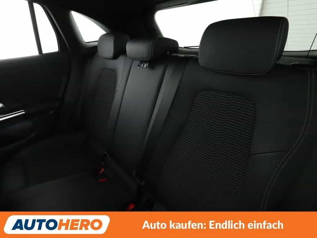 Mercedes-Benz GLA-Class 200 Progressive Aut.*NAVI*TEMPO*PDC*SHZ* 03/2021-photo-13