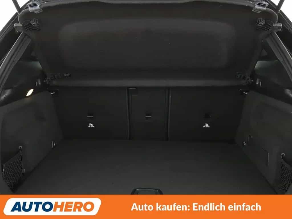 Mercedes-Benz GLA-Class 200 Progressive Aut.*NAVI*TEMPO*PDC*SHZ* 03/2021-photo-17