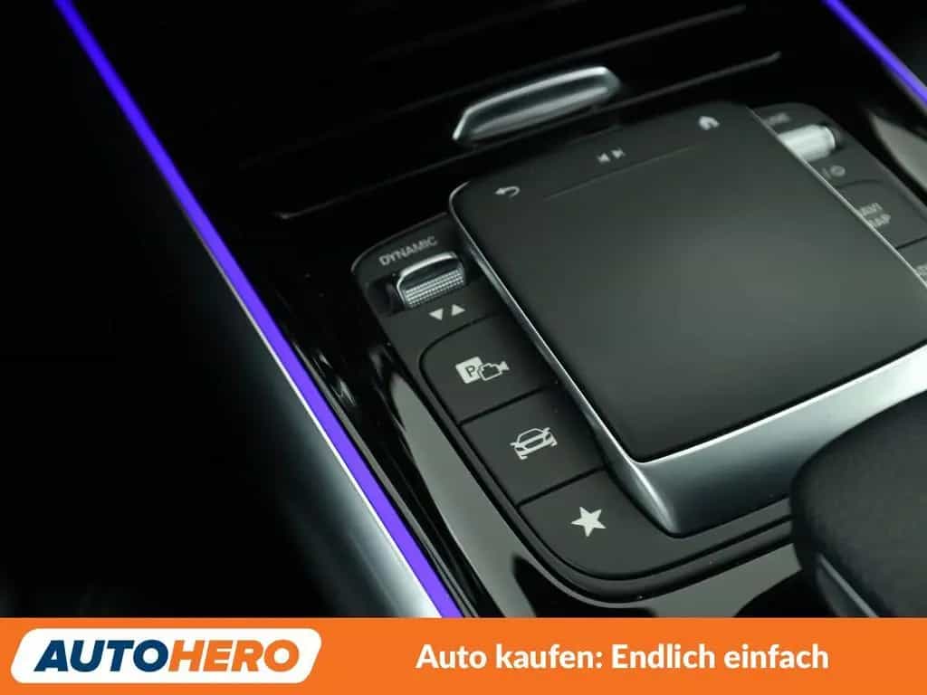 Mercedes-Benz GLA-Class 200 Progressive Aut.*NAVI*TEMPO*PDC*SHZ* 03/2021-photo-24
