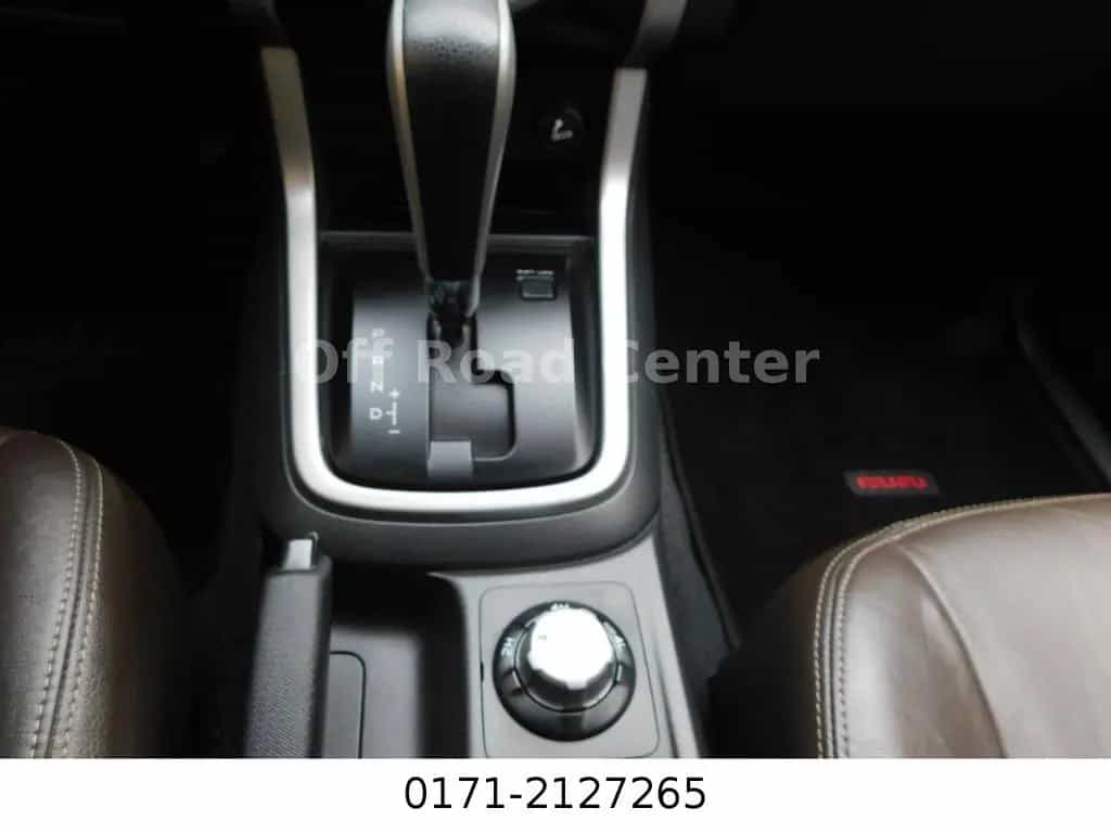 Isuzu D-Max Double Cab 4WD+Leder+Navi+Kam+AHK+19"Alu´ 05/2013-photo-23