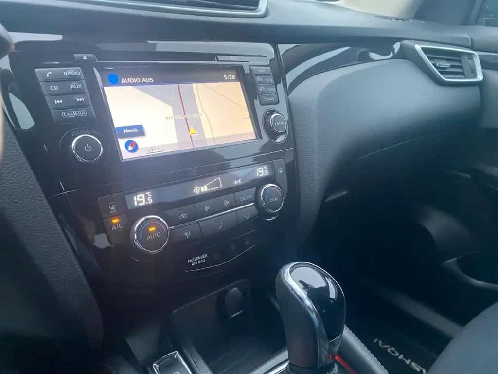 Nissan Qashqai 1.2 DIG-T Xtronic Wie Neu "Getriebesch." 09/2017-photo-18