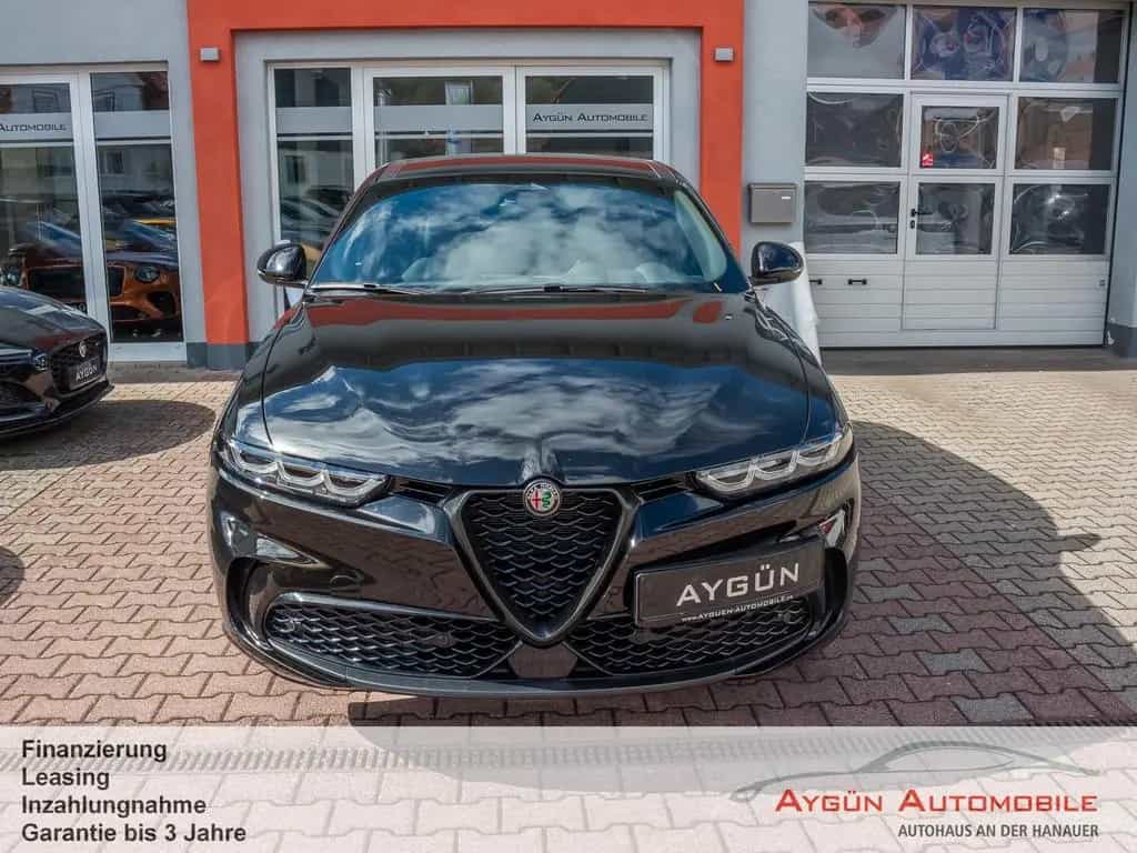 Alfa Romeo Tonale Veloce 1.5 Hybrid *Panorama* Leder* ACC 08/2024-photo-1