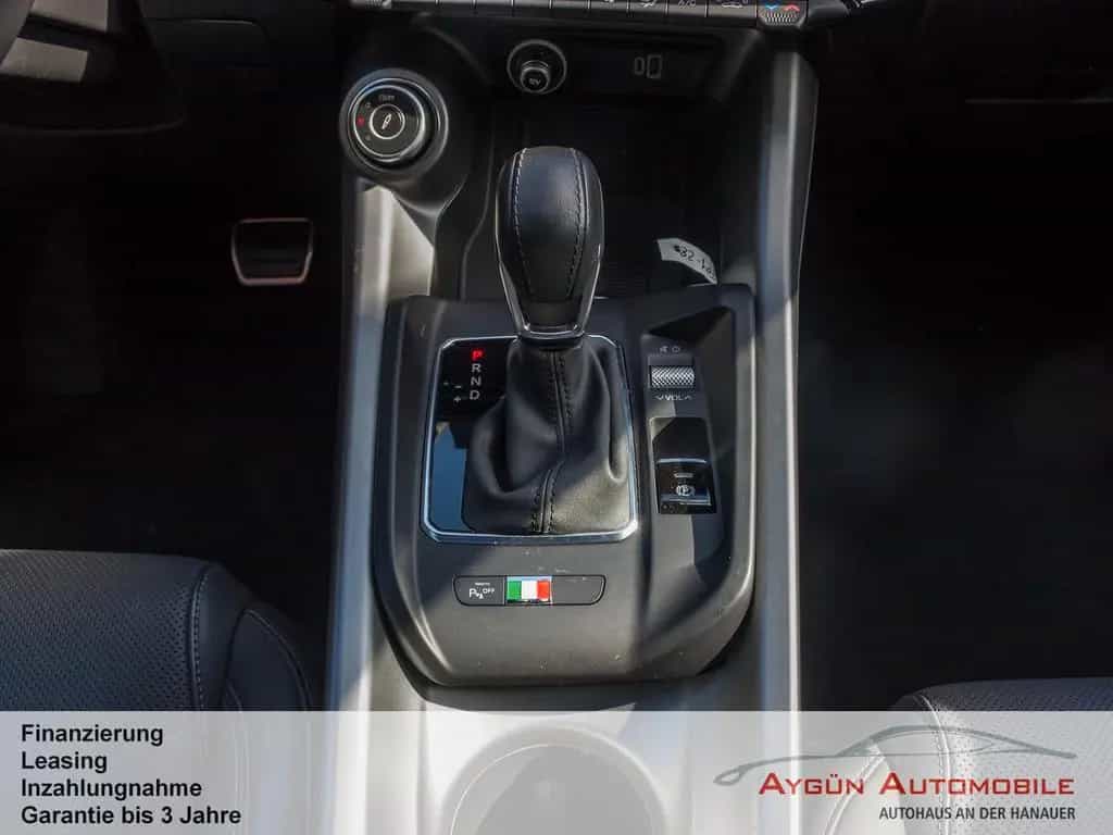 Alfa Romeo Tonale Veloce 1.5 Hybrid *Panorama* Leder* ACC 08/2024-photo-17