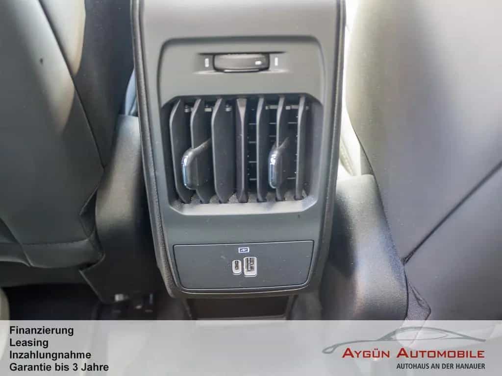 Alfa Romeo Tonale Veloce 1.5 Hybrid *Panorama* Leder* ACC 08/2024-photo-19