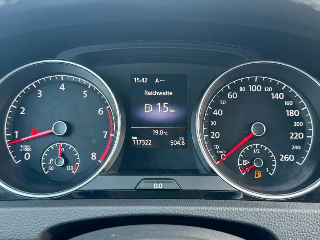 Volkswagen Golf VII Cup*Tempomat*Navi*PDC*Sitzhzg.* 09/2014-photo-24