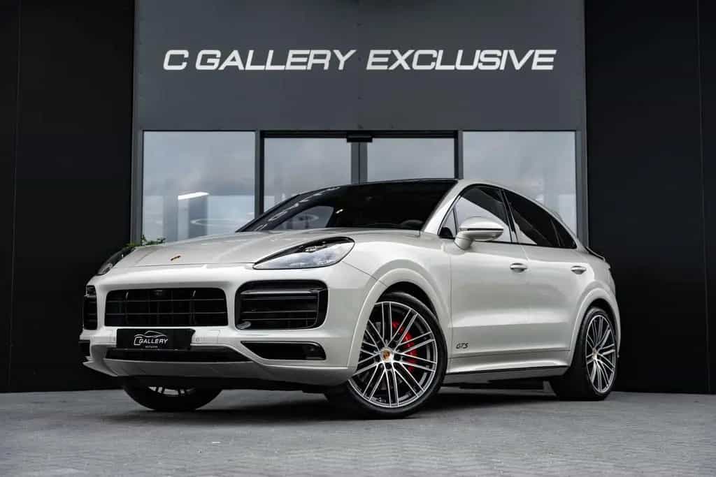 Porsche Cayenne Coupé 4.0 GTS - Sport Chrono | Panorama 03/2021-photo-2