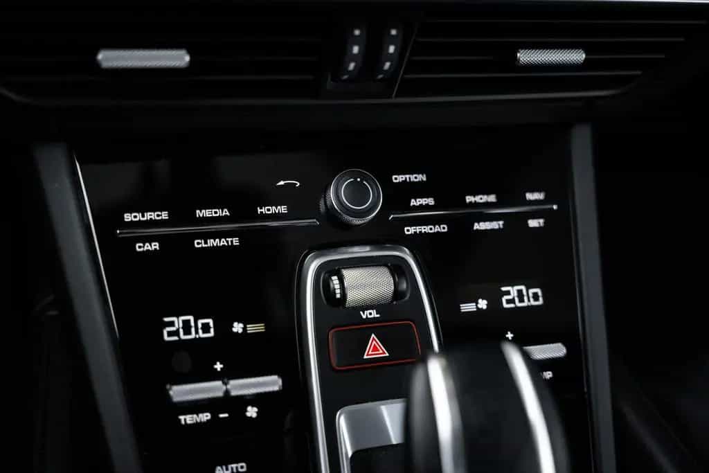 Porsche Cayenne Coupé 4.0 GTS - Sport Chrono | Panorama 03/2021-photo-20