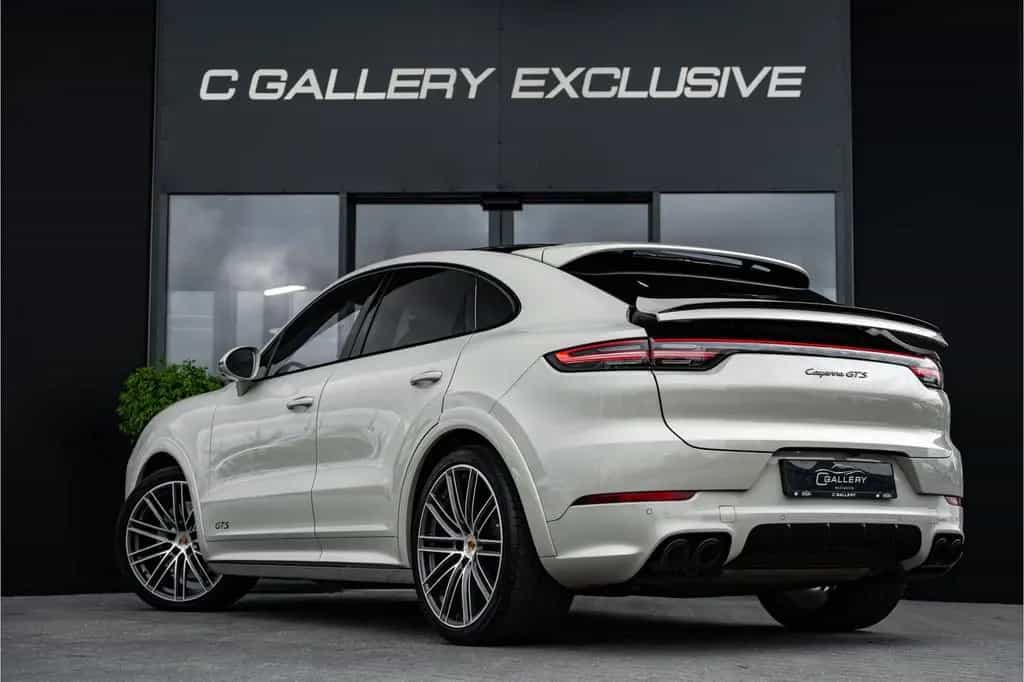 Porsche Cayenne Coupé 4.0 GTS - Sport Chrono | Panorama 03/2021-photo-4