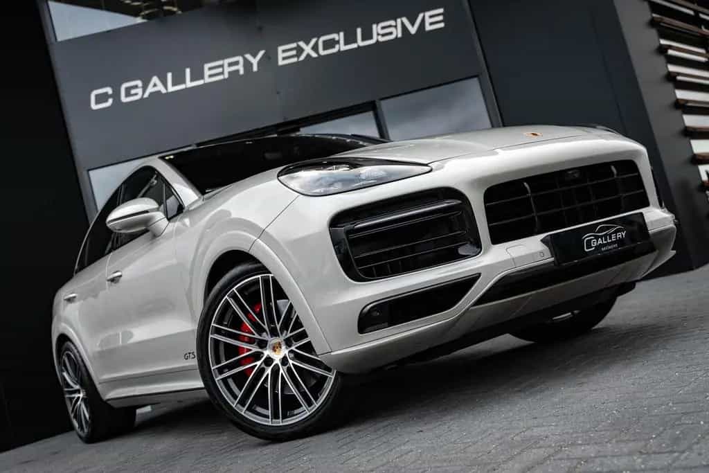 Porsche Cayenne Coupé 4.0 GTS - Sport Chrono | Panorama 03/2021-photo-47