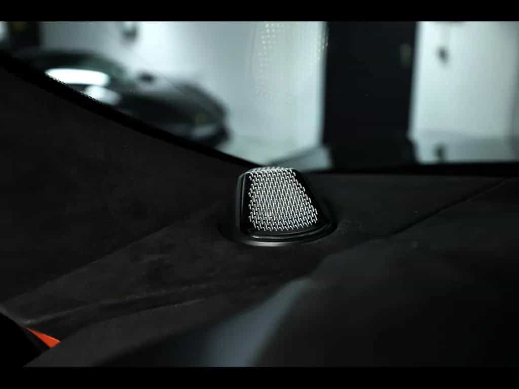 Aston Martin Vanquish III VOLANTE V12°XPEL STEALTH°CARBON°B&W 10/2025-photo-14