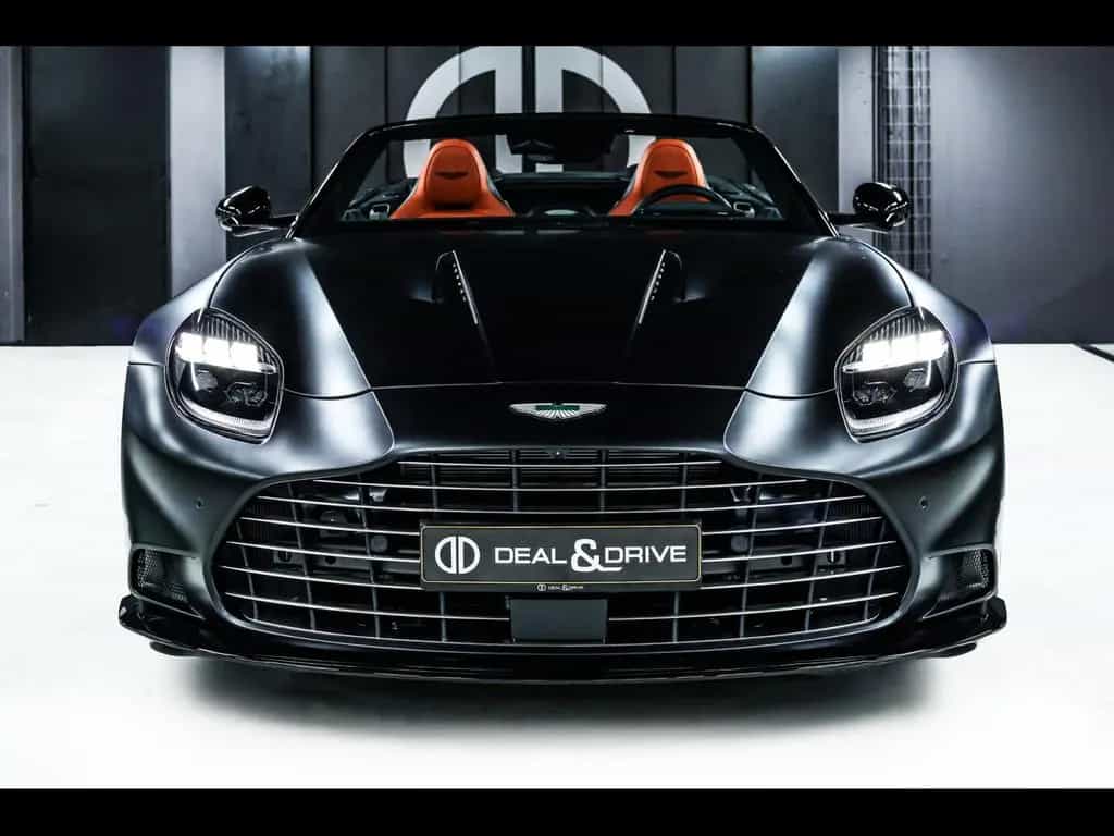 Aston Martin Vanquish III VOLANTE V12°XPEL STEALTH°CARBON°B&W 10/2025-photo-2