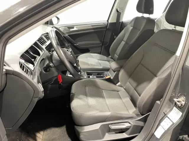 Volkswagen Golf 1.5 TSI Comfortline EU6 LED ACC Navi PDC 06/2020-photo-5