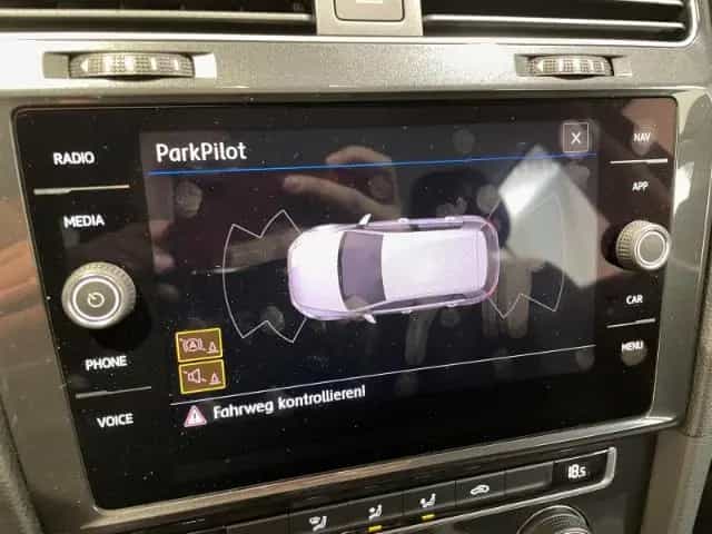 Volkswagen Golf 1.5 TSI Comfortline EU6 LED ACC Navi PDC 06/2020-photo-6