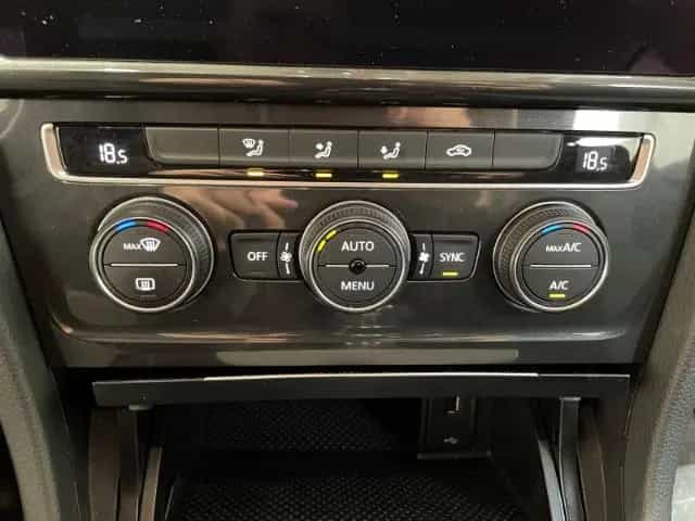 Volkswagen Golf 1.5 TSI Comfortline EU6 LED ACC Navi PDC 06/2020-photo-8