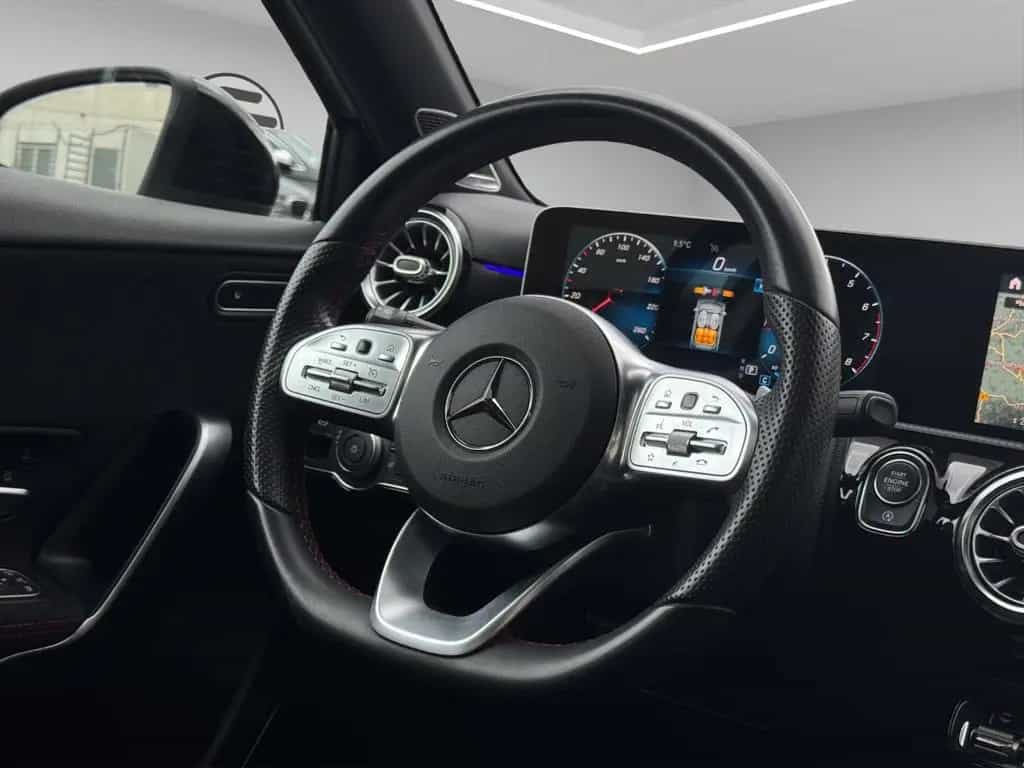 Mercedes-Benz A-Class 180 AMG-Line*Pano*Night*Burmester*360*Ambiente 06/2019-photo-12