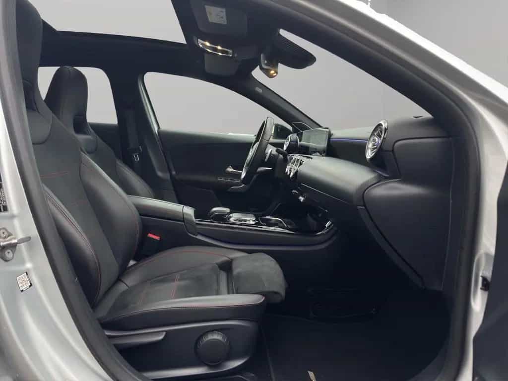 Mercedes-Benz A-Class 180 AMG-Line*Pano*Night*Burmester*360*Ambiente 06/2019-photo-14