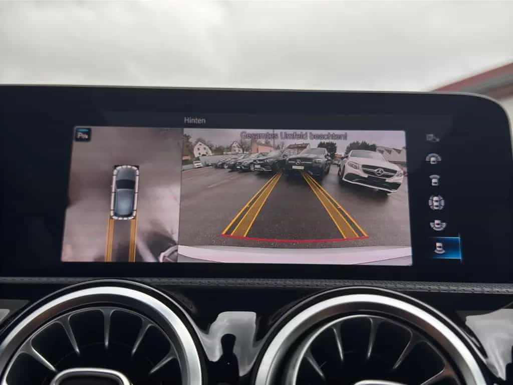 Mercedes-Benz A-Class 180 AMG-Line*Pano*Night*Burmester*360*Ambiente 06/2019-photo-20