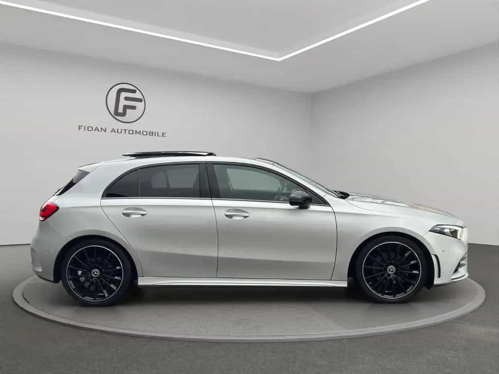 Mercedes-Benz A-Class 180 AMG-Line*Pano*Night*Burmester*360*Ambiente 06/2019-photo-5