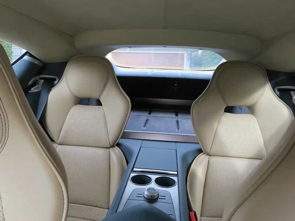 Aston Martin Rapide ,Topzustand,einzigartige Farbcombination ! 01/2011-photo-13