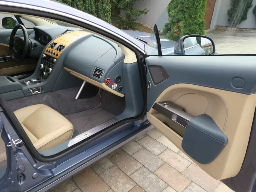 Aston Martin Rapide ,Topzustand,einzigartige Farbcombination ! 01/2011-photo-4
